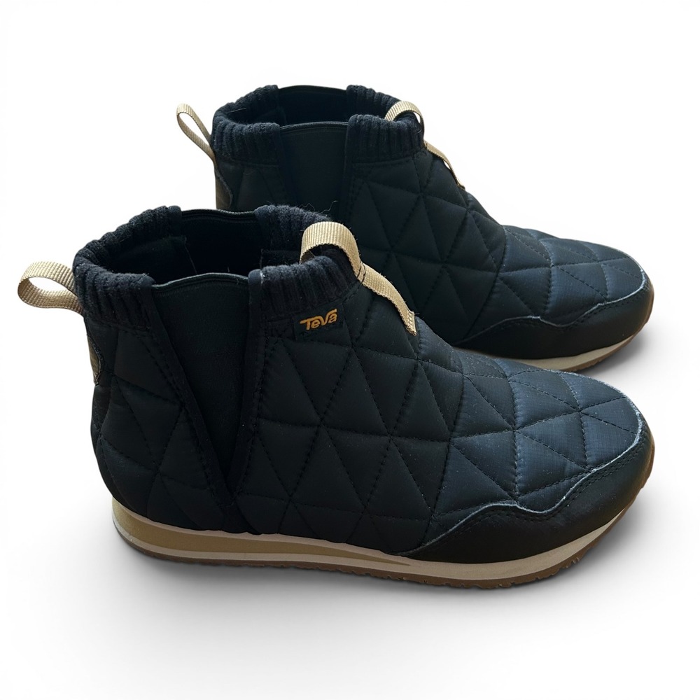 Teva Woman's ReEmber Black Quilted Ankle Boots Sneakers Size 6 NEW!
